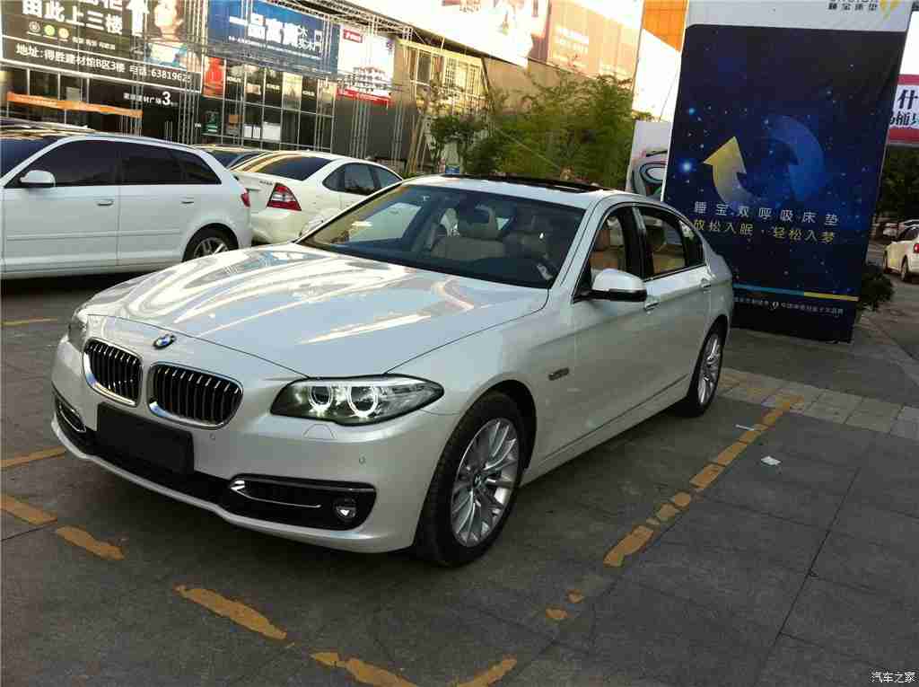 黄色软件在哪下载：“导航保养一键预约，智能驾驶新体验，汽车软件选哪家？”-1