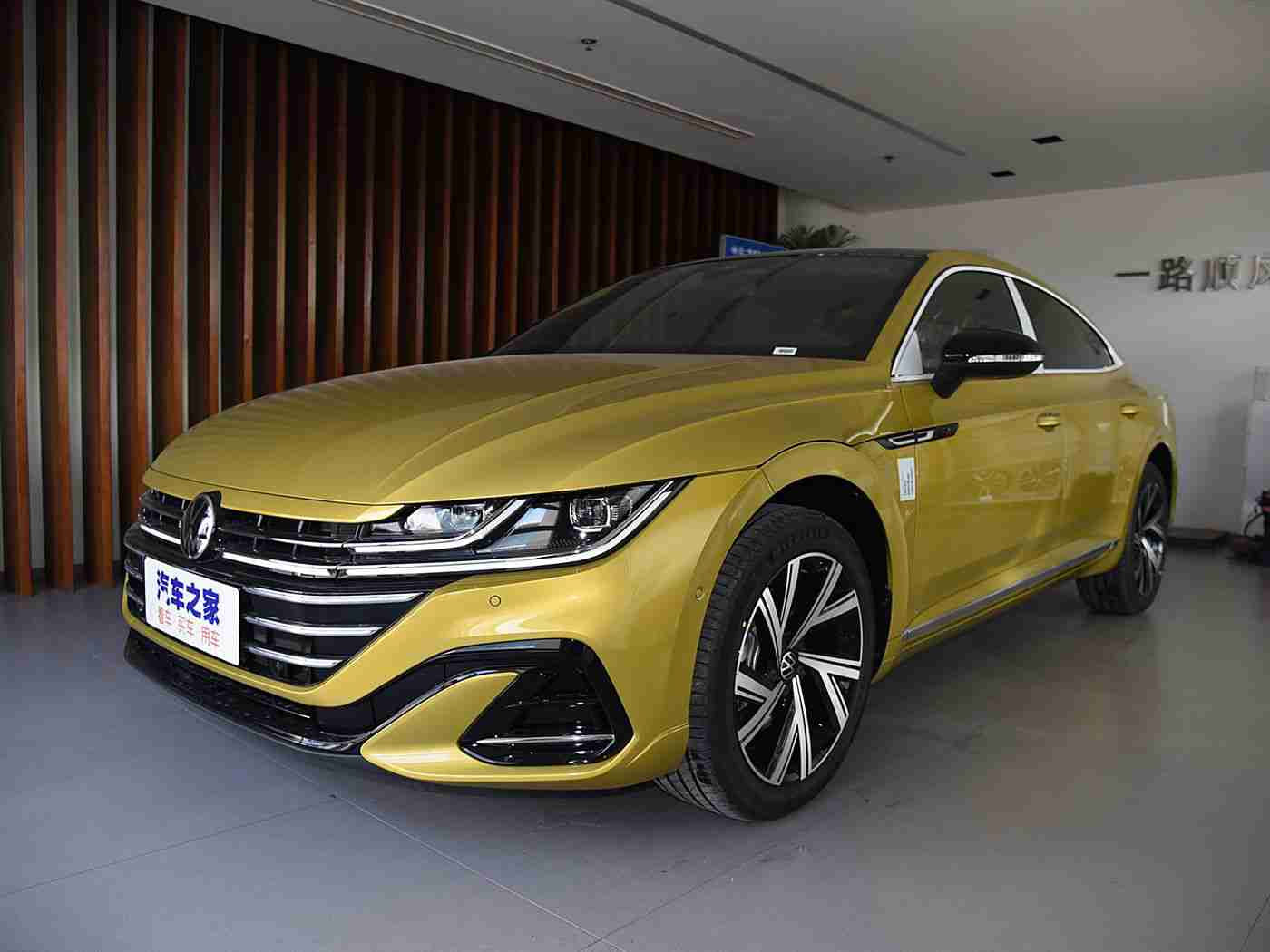 美女全裸APP：智融娱乐，驾趣非凡-2