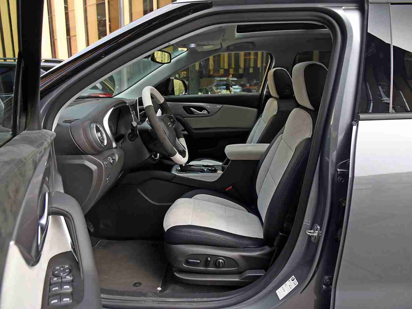 国产超级AV:国产SUV崛起新宠:高性能亲民价,国产超级车引关注-2