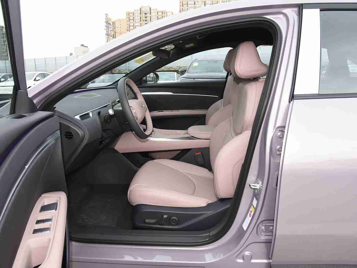 成人影视av：智能领航，未来驾驶新篇章-4