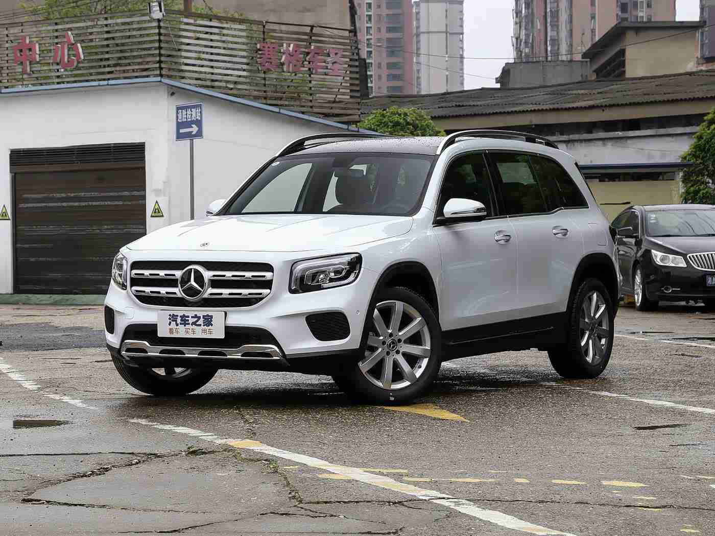 99热这：智能驾驭，绿动未来，安全护航，出行新境界-1