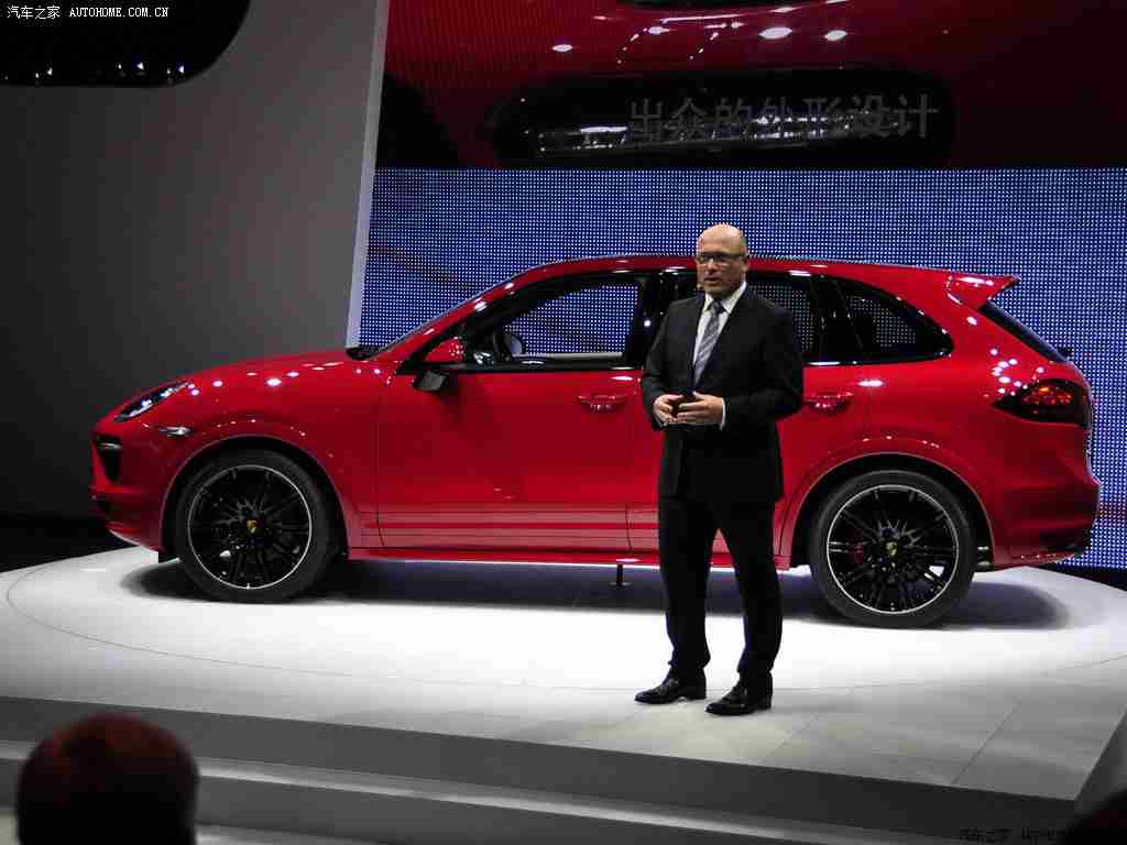 我被按摩师做了三次爱:云端驾驶,舒适非凡:全新车型引领潮流,赢取消费者热烈追捧-2