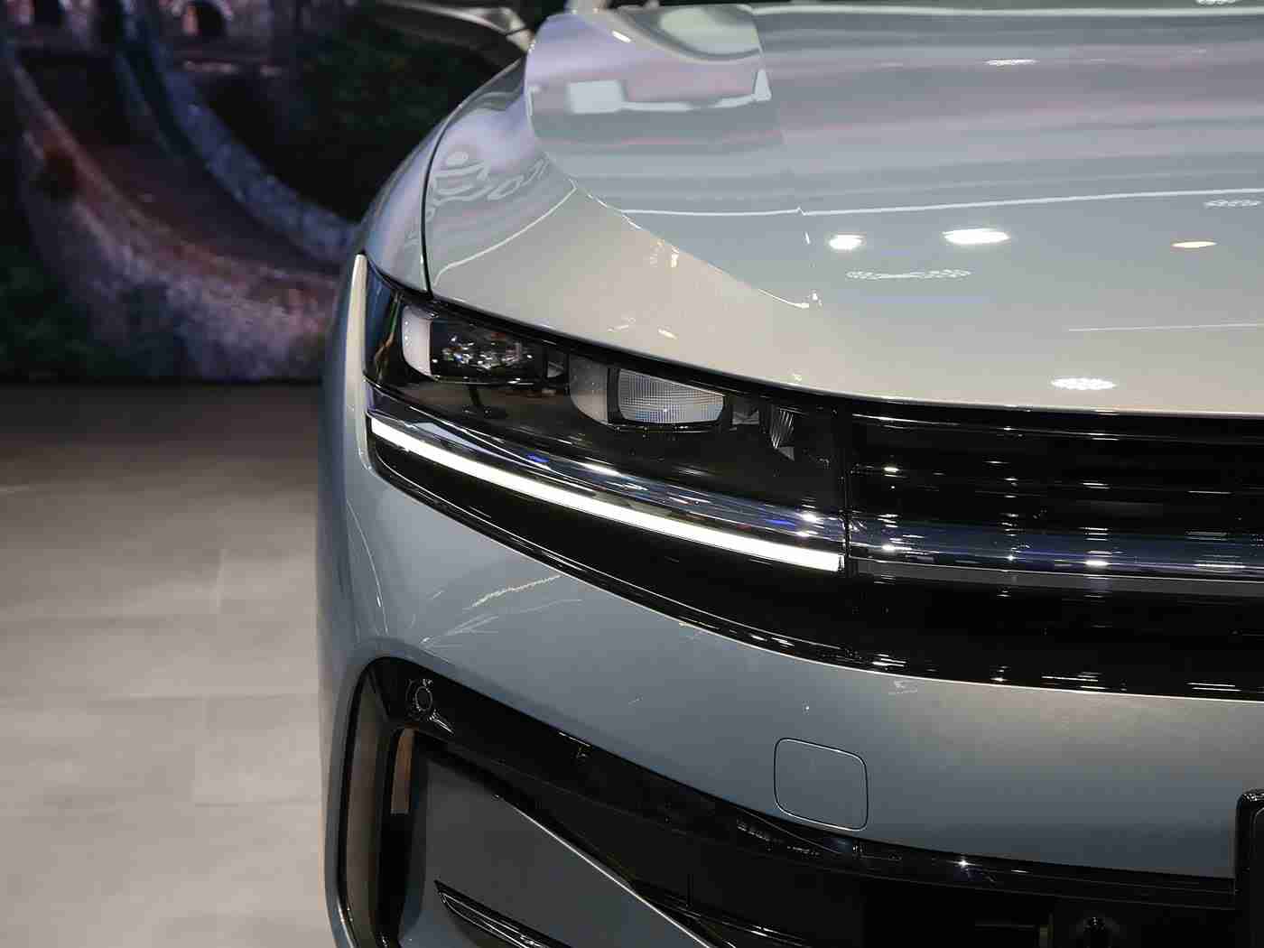 911爆料：引领潮流，性能卓越：全新车型震撼上市，豪华体验再升级-2