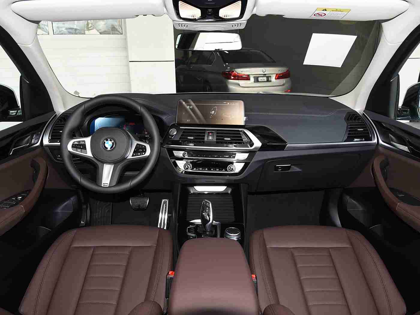 男生的香蕉插入女生的桃子：特斯拉自动驾驶革新：引领汽车行业智能化未来，重塑出行体验-1