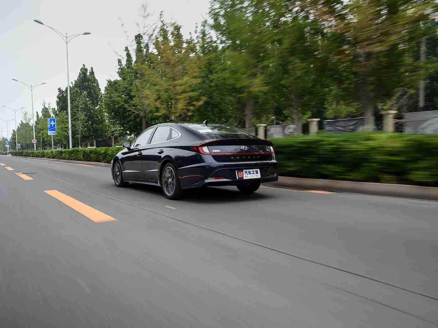 榴莲视频成人:智能环保新锐,性能卓越黑马:一探究竟全新车型魅力全解析-4