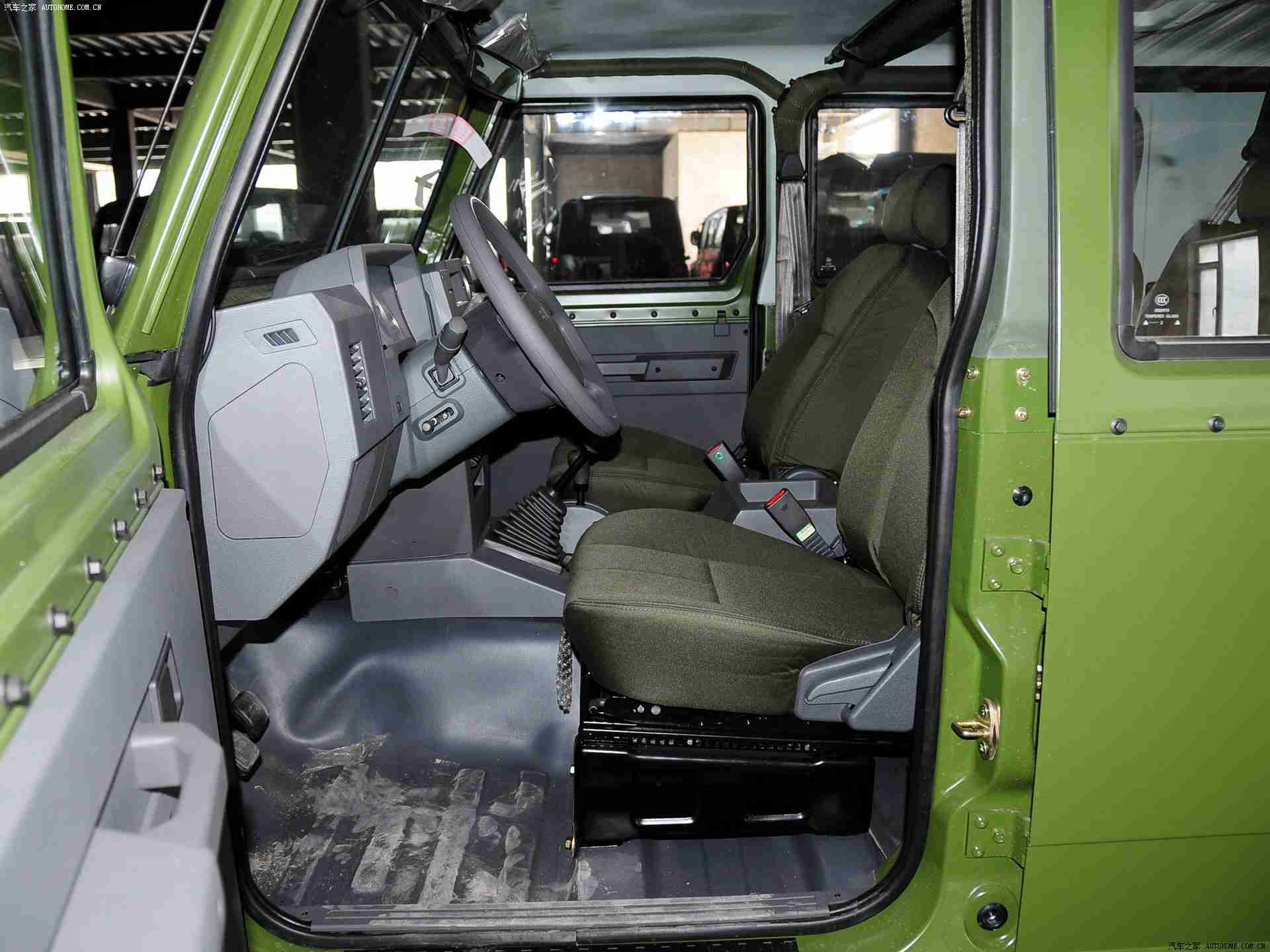 AV三级:匠心之作,动感流线,智能驾控,豪华驾驭——AV新境,未来已至-5