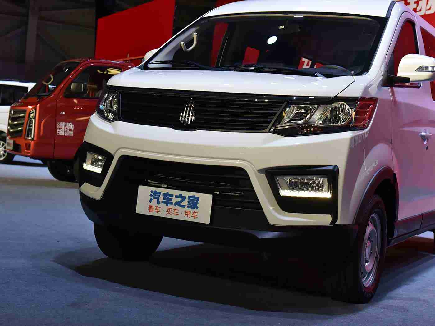 82板杨敏思版本1-5演员表：备受瞩目！82版新车型亮相，明星阵容加持，外观内饰引期待-1