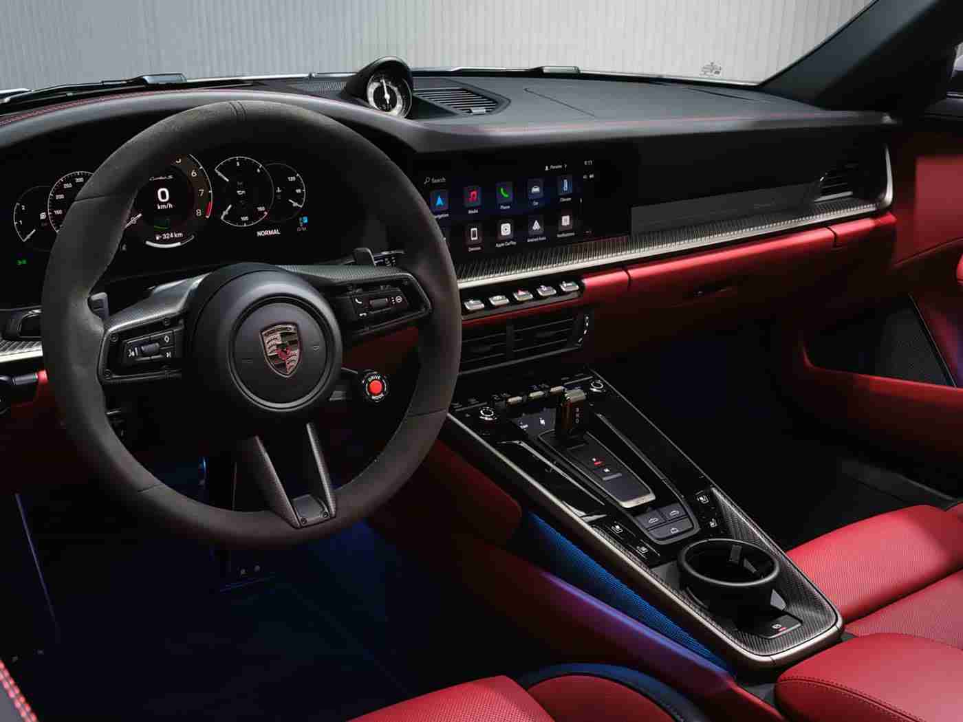 公牛配女人太残忍了的游戏特色：汽车行业新突破：“公牛配女人”独特设计引领科技时尚潮流-2