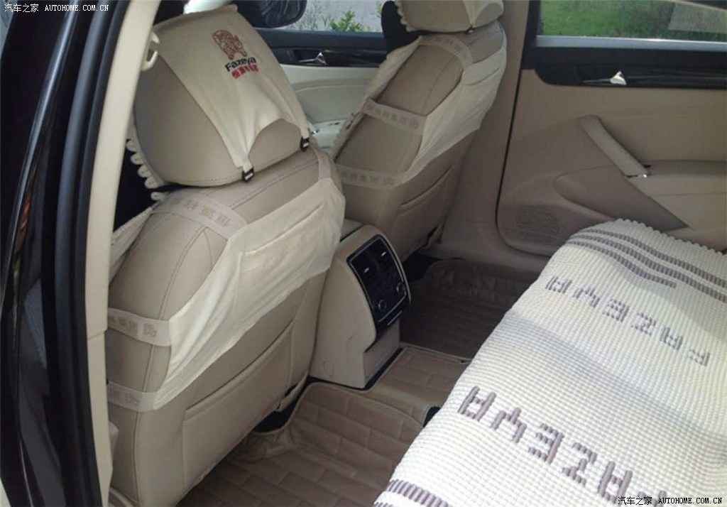 男生和女生搞基软件：智能驾驶社交新篇章，汽车应用创新引领出行未来-2