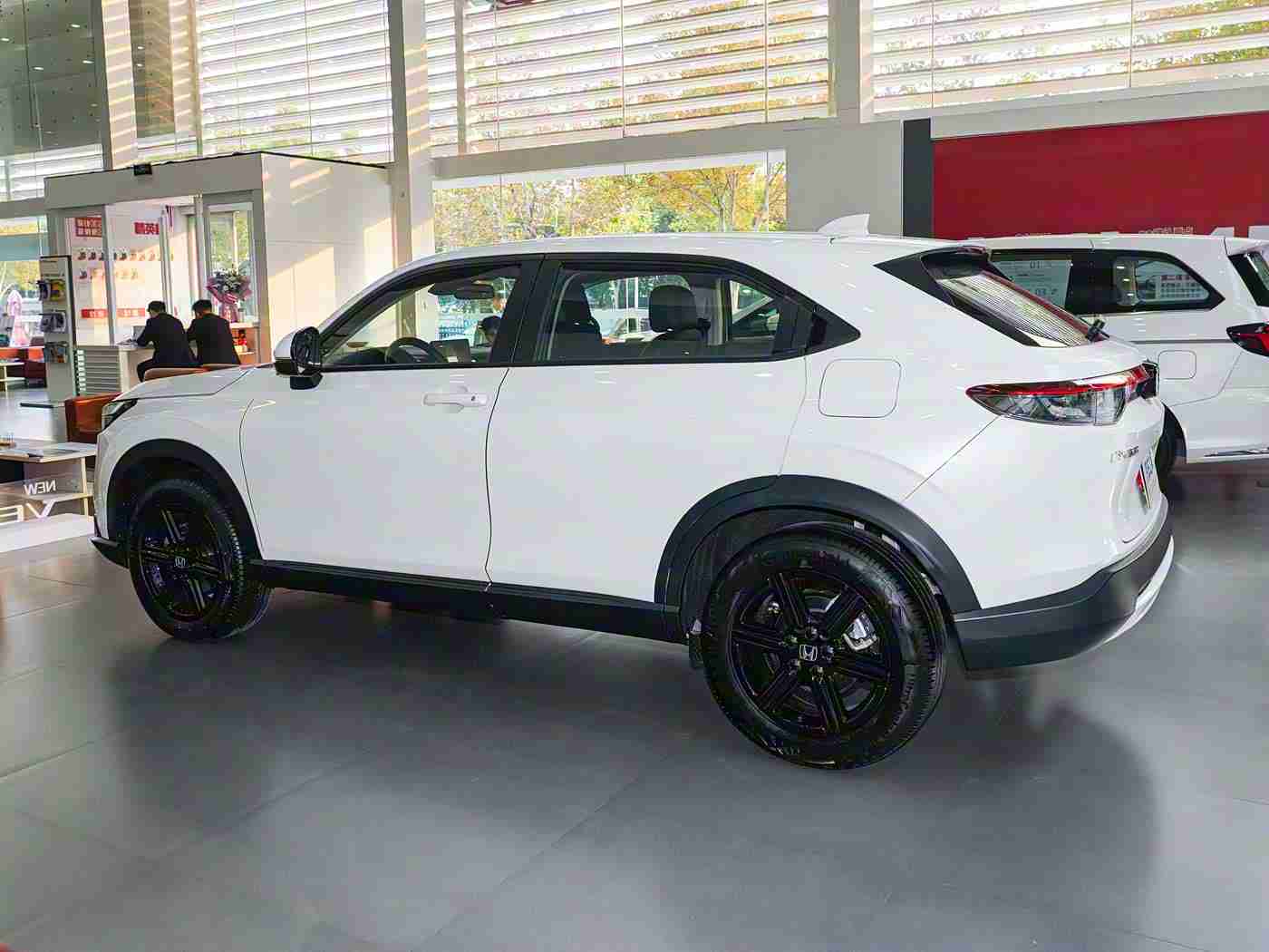 国品一二三产区：新能源汽车领军，国品集群创新驱动，科技赋能未来出行-3