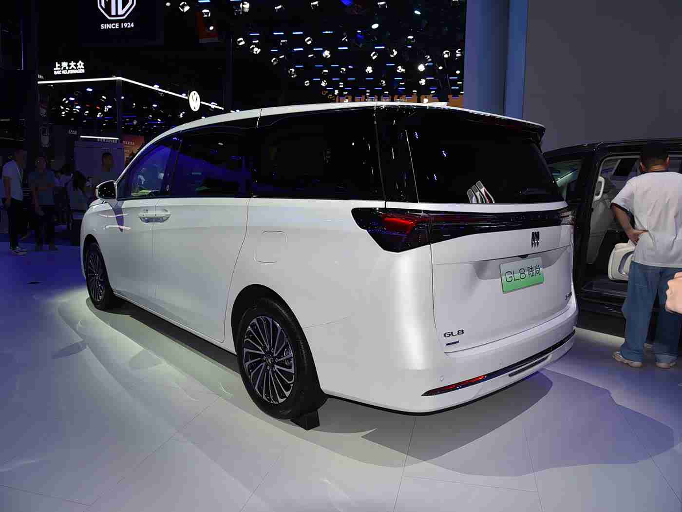 免费黄色应用下载：汽车资讯盛宴，指尖驾驭新境界-3