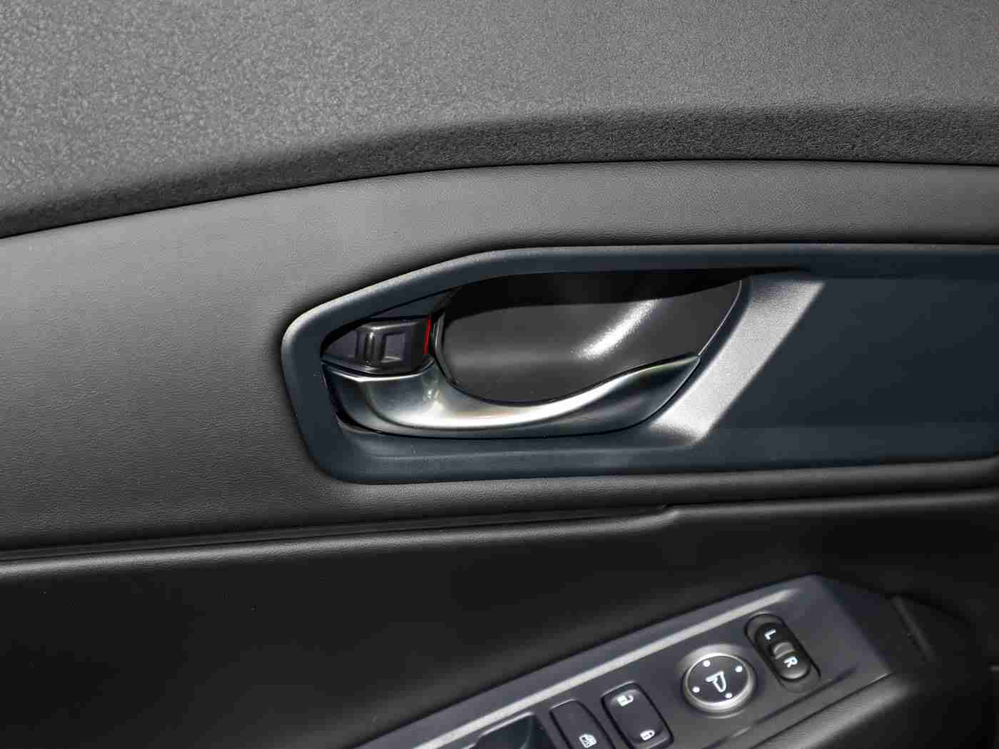 密桃av：智能密桃，穿梭未来，安全随行-2