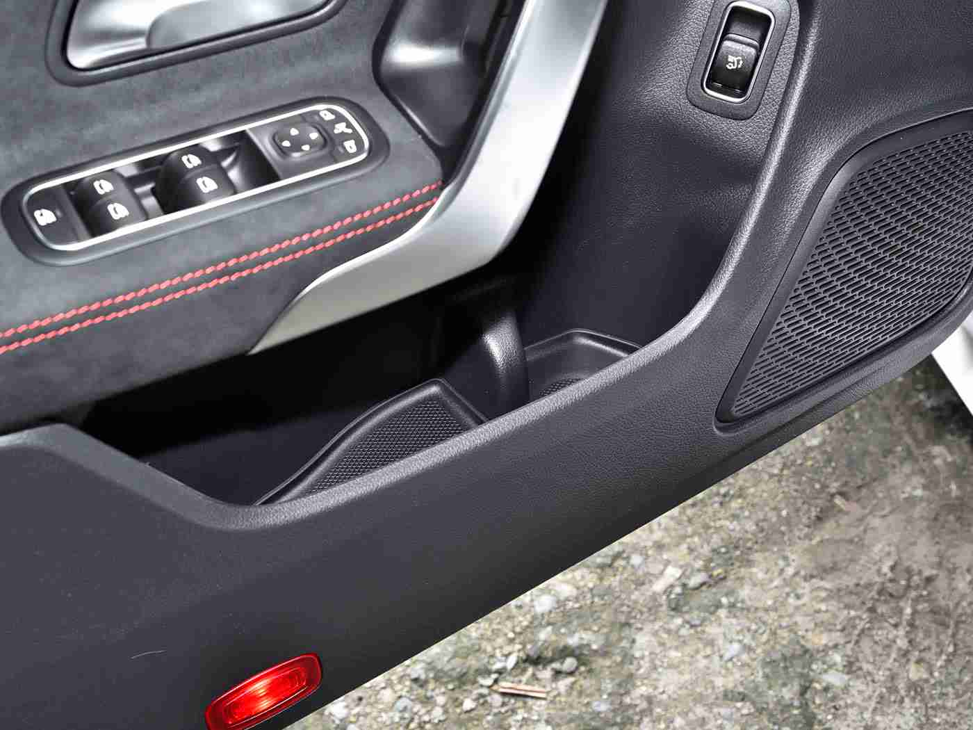 18岁以下禁用app：“车友汇APP引关注：严格限制未成年使用，共筑网络安全防线，守护青少年健康成长”-1