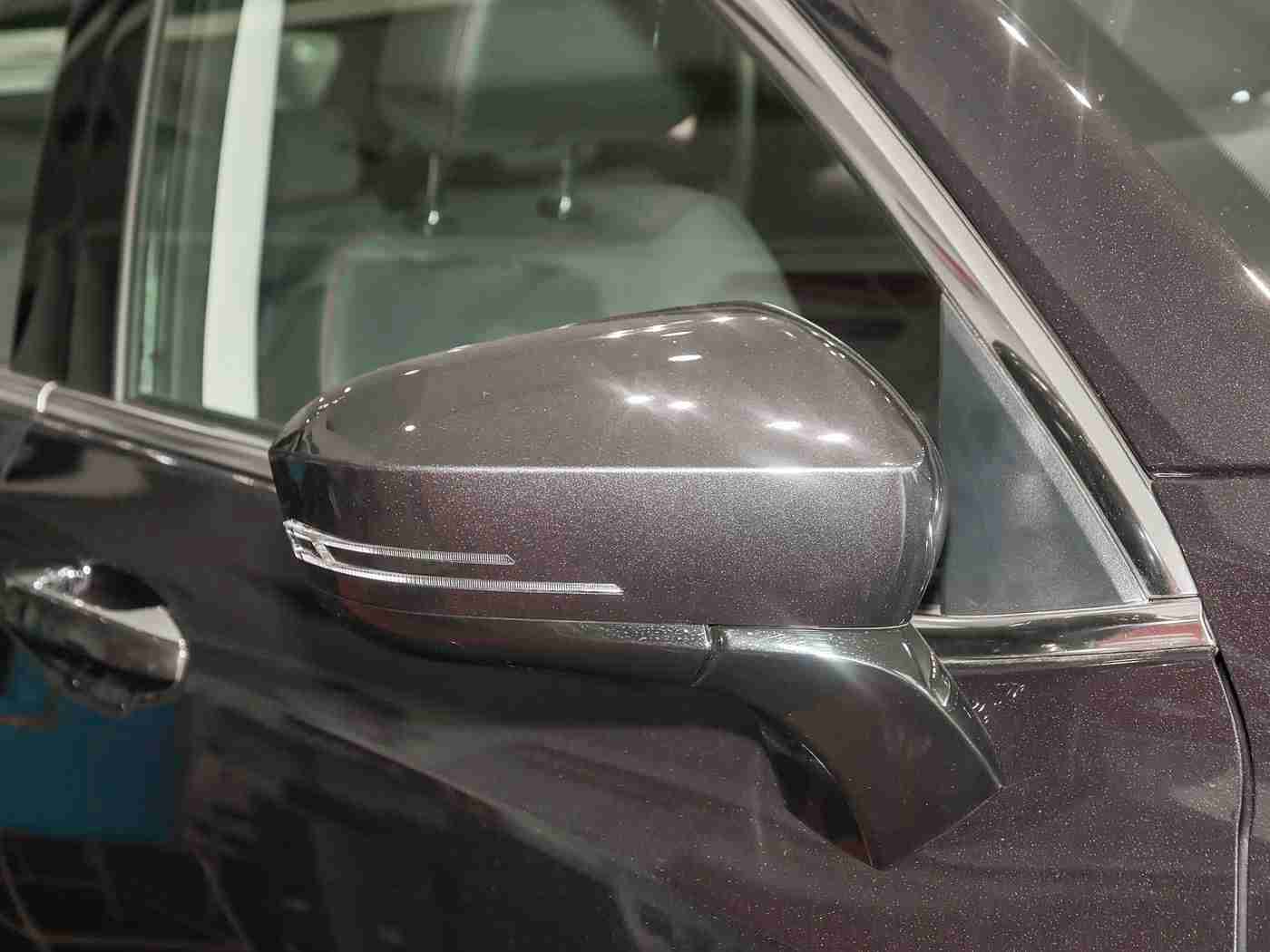 国产原创:国产明星车型新升级:某品牌A系列惊艳登场,实力诠释国产车魅力-3