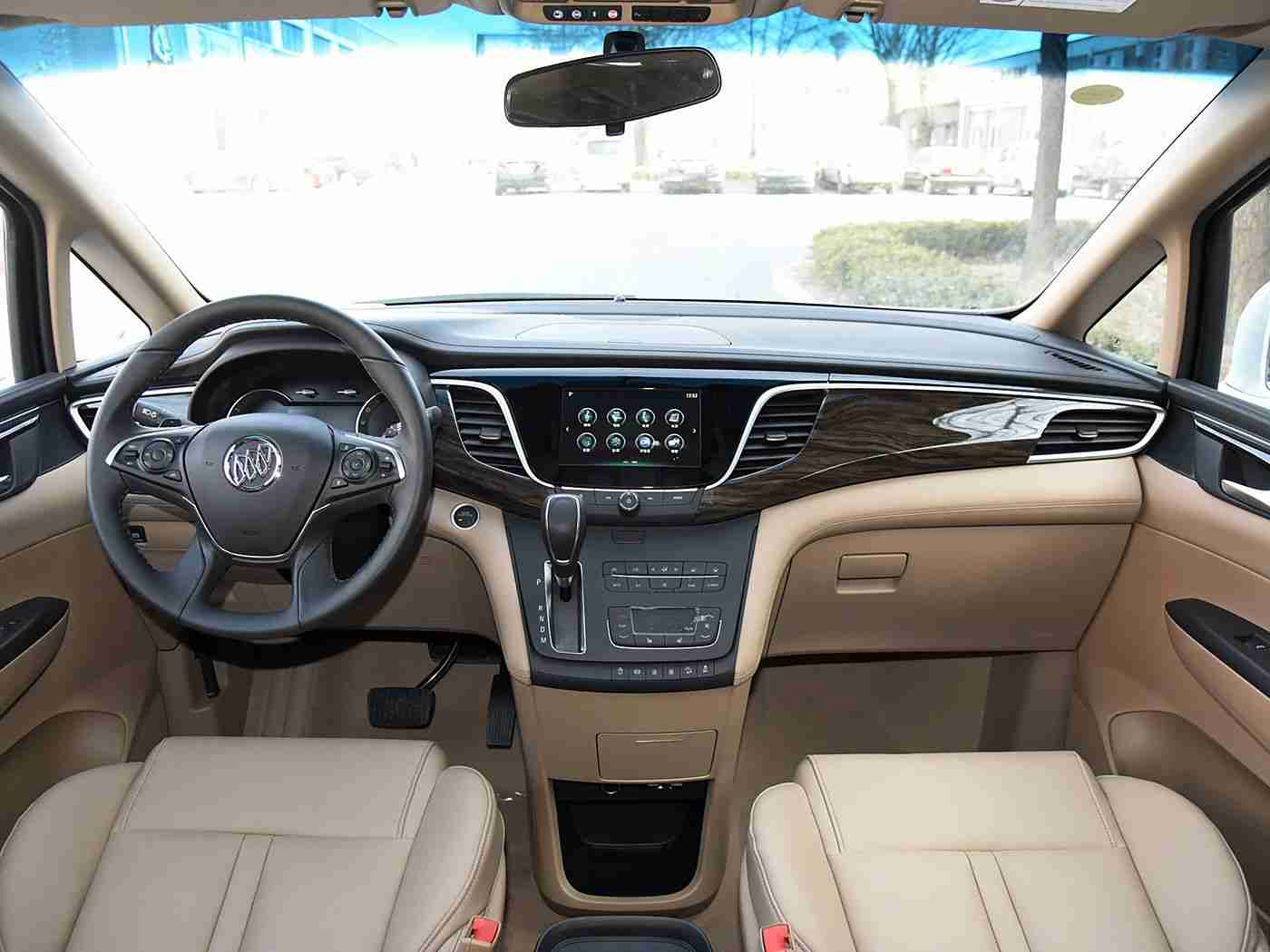 大象影视传媒ceo入口门户官网:新能源汽车引领潮流:流线造型、智能科技、人性化配置,畅享未来出行体验-5