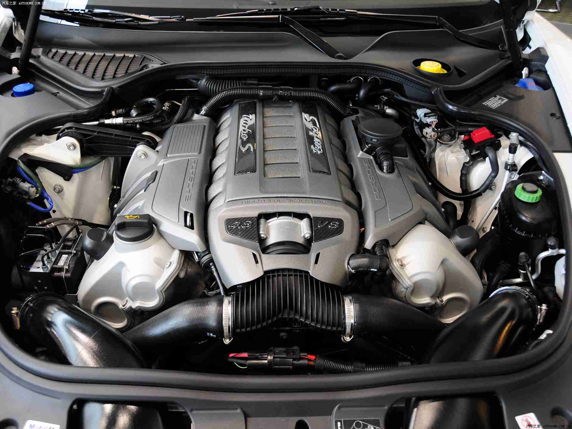 女人和公豬交全套：“全新车型惊艳亮相：创新内饰设计，人性关怀与卓越性能并存，引领汽车市场新潮流”-2