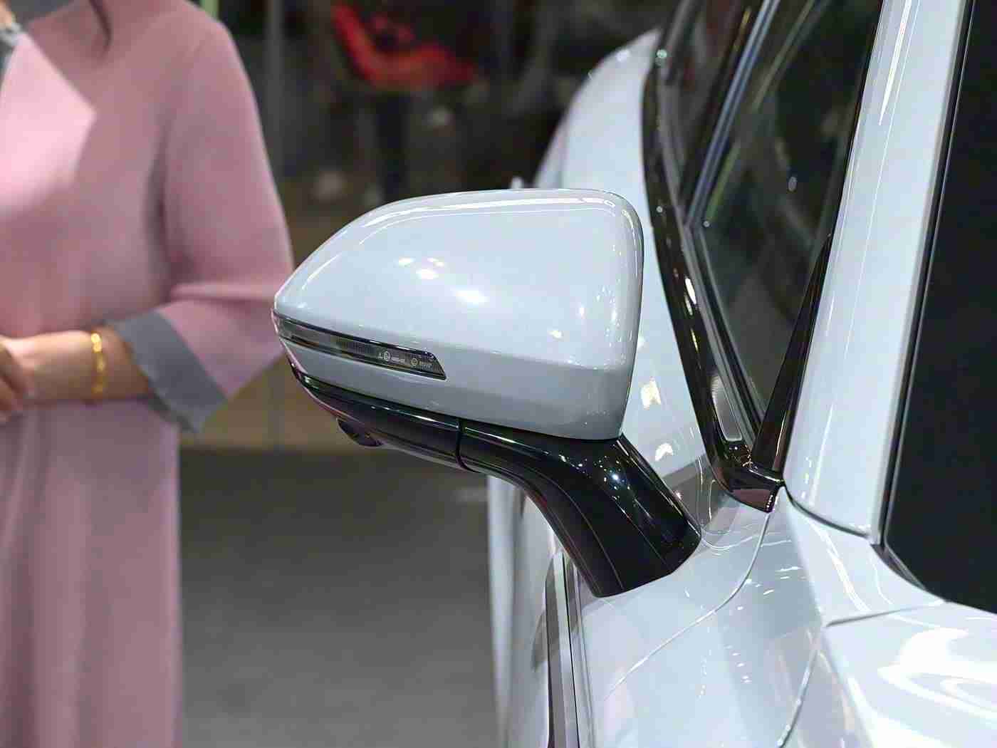 这里只有精品6：品质领航，六星闪耀，未来出行新境界-2