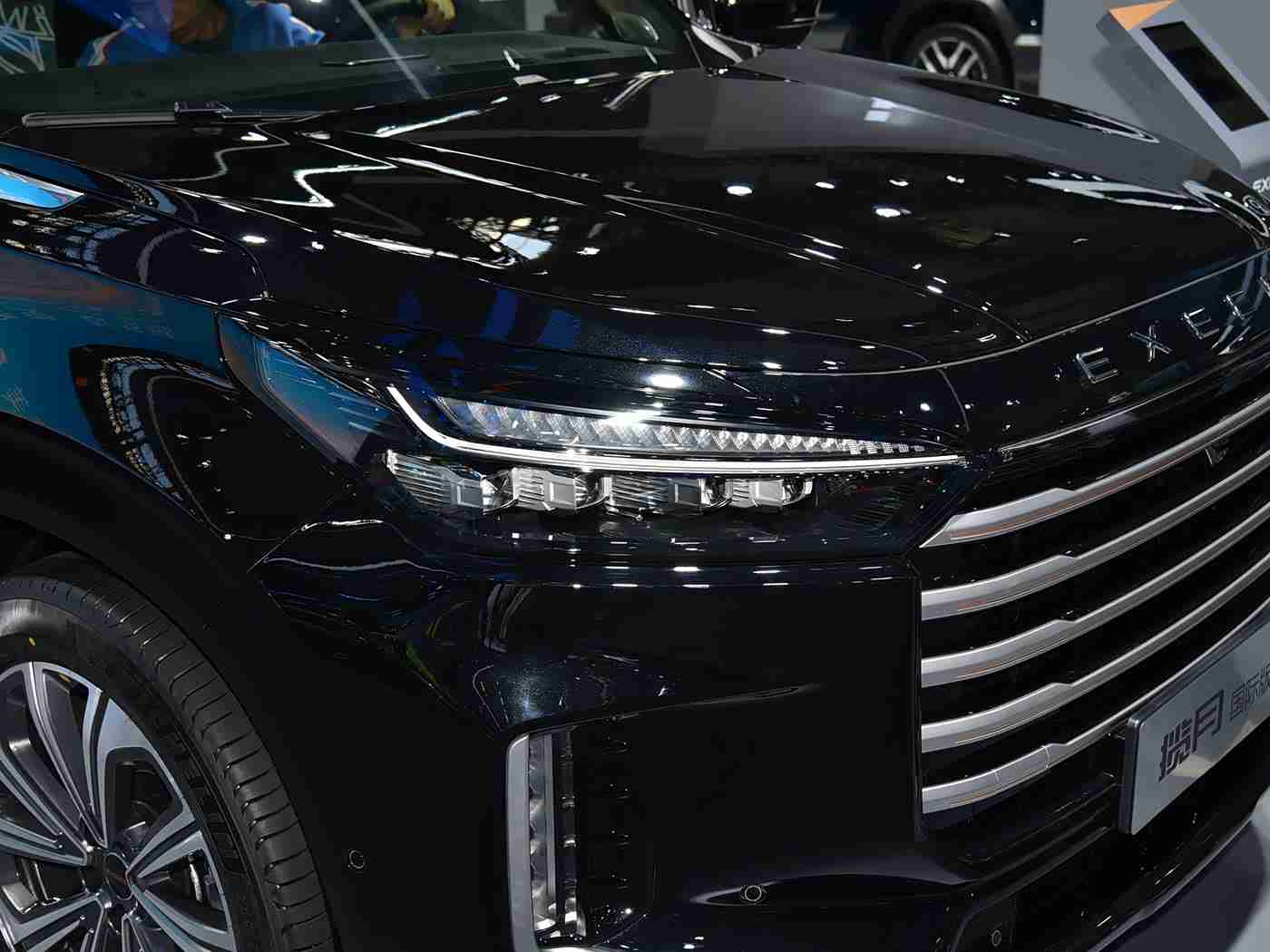 狼人访问紧急通知最新版2025年:2025年汽车市场大变局:新能源补贴退坡,智能驾驶技术崛起,企业应对策略揭秘-1