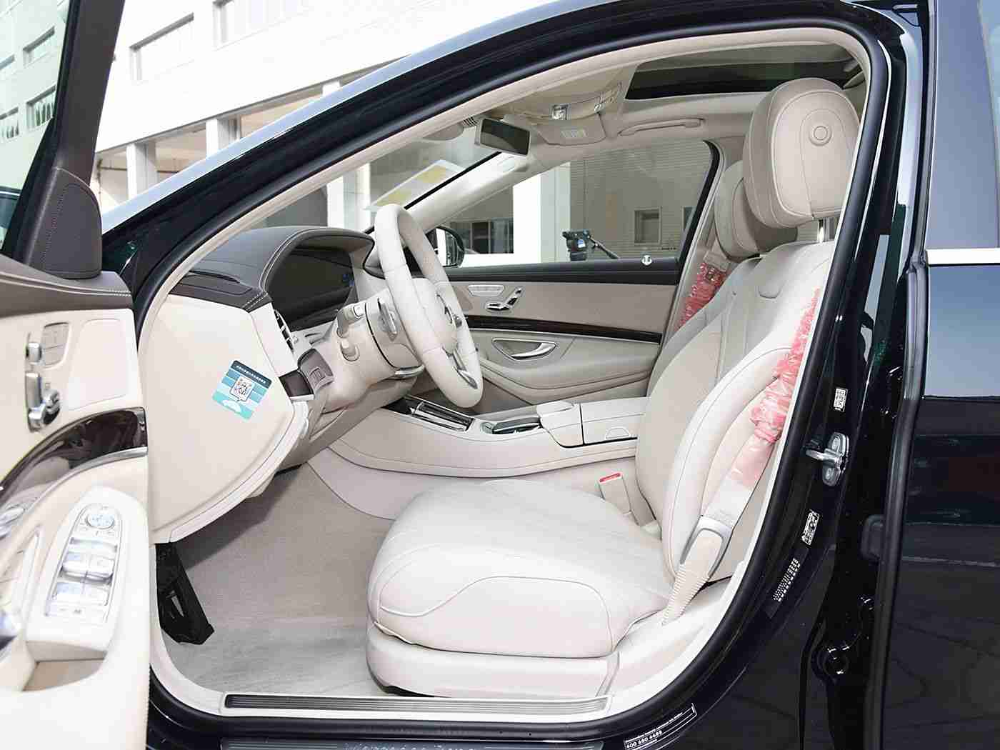 真人拔萝卜：新能源汽车动力挑战，绿色出行新风尚-5