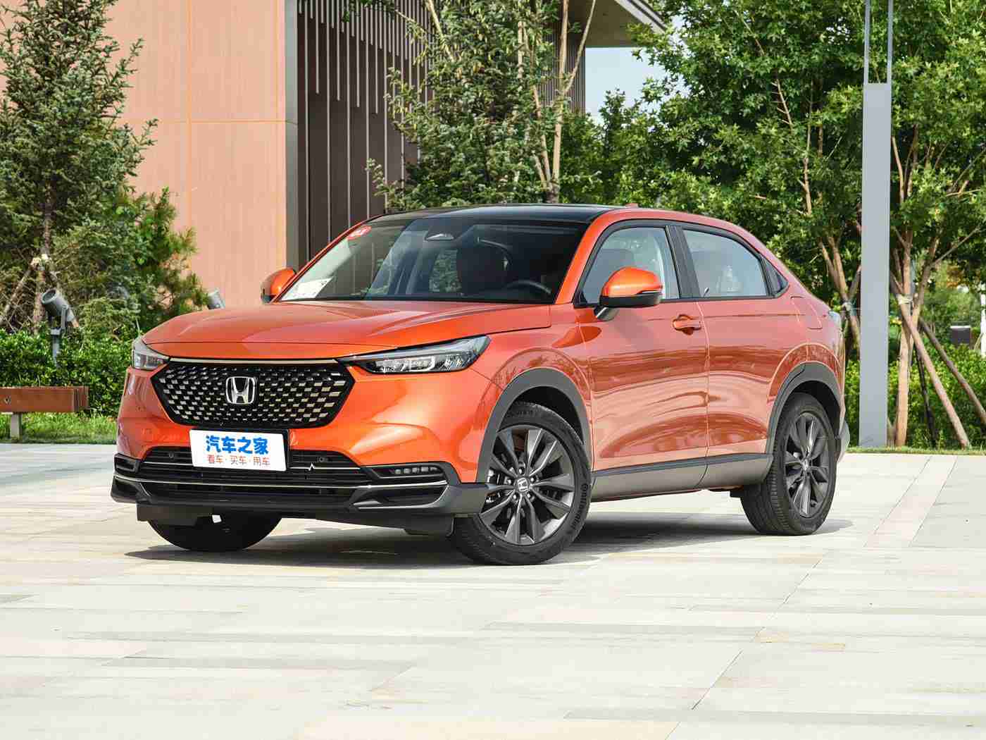 男生和女生差差软件：创新汽车资讯平台：性别差异趣味互动，打造个性化购车体验-3