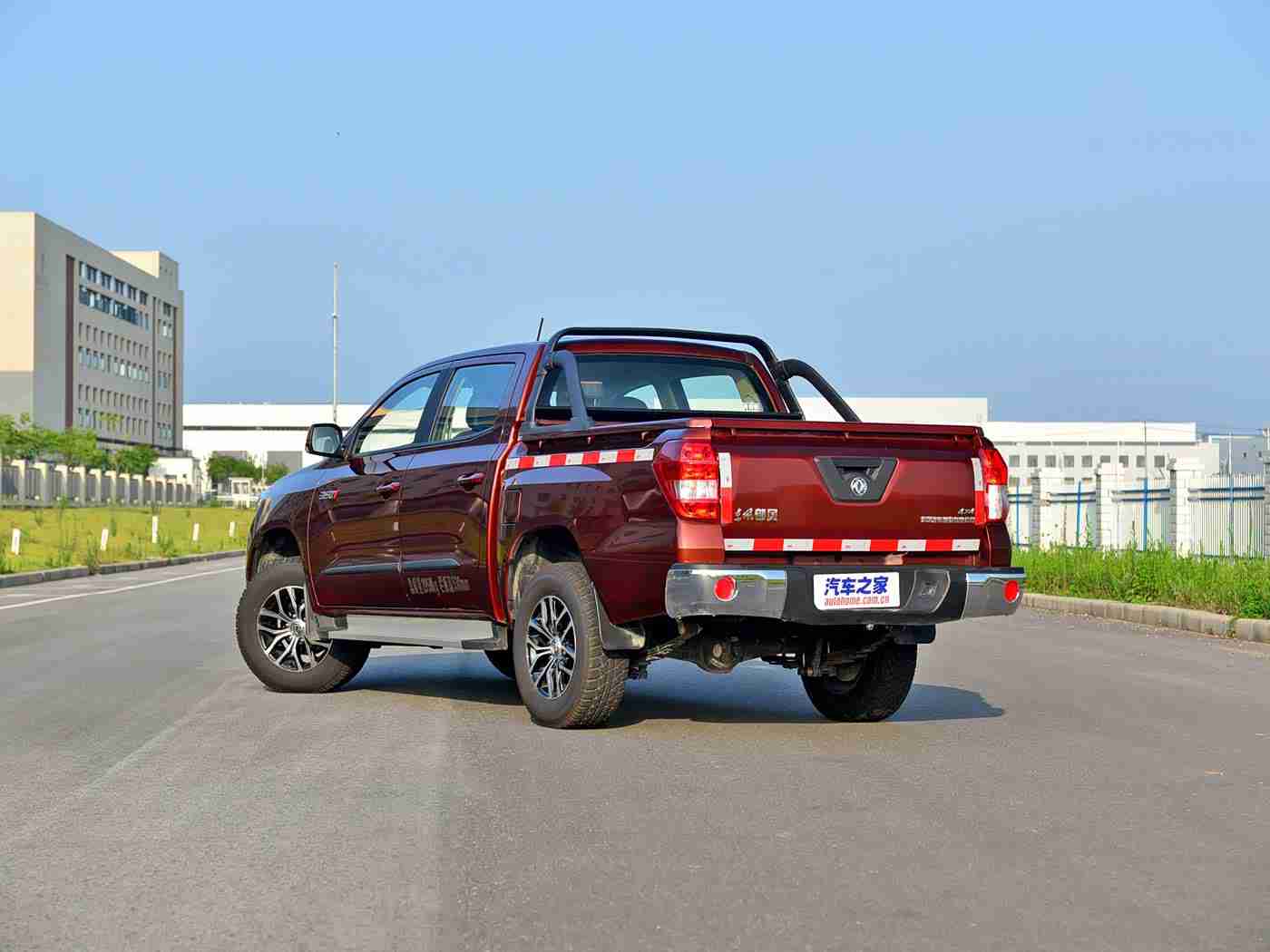 火影忍者黄游18：智行未来，绿影混动，动漫科技融合新纪元汽车体验-1