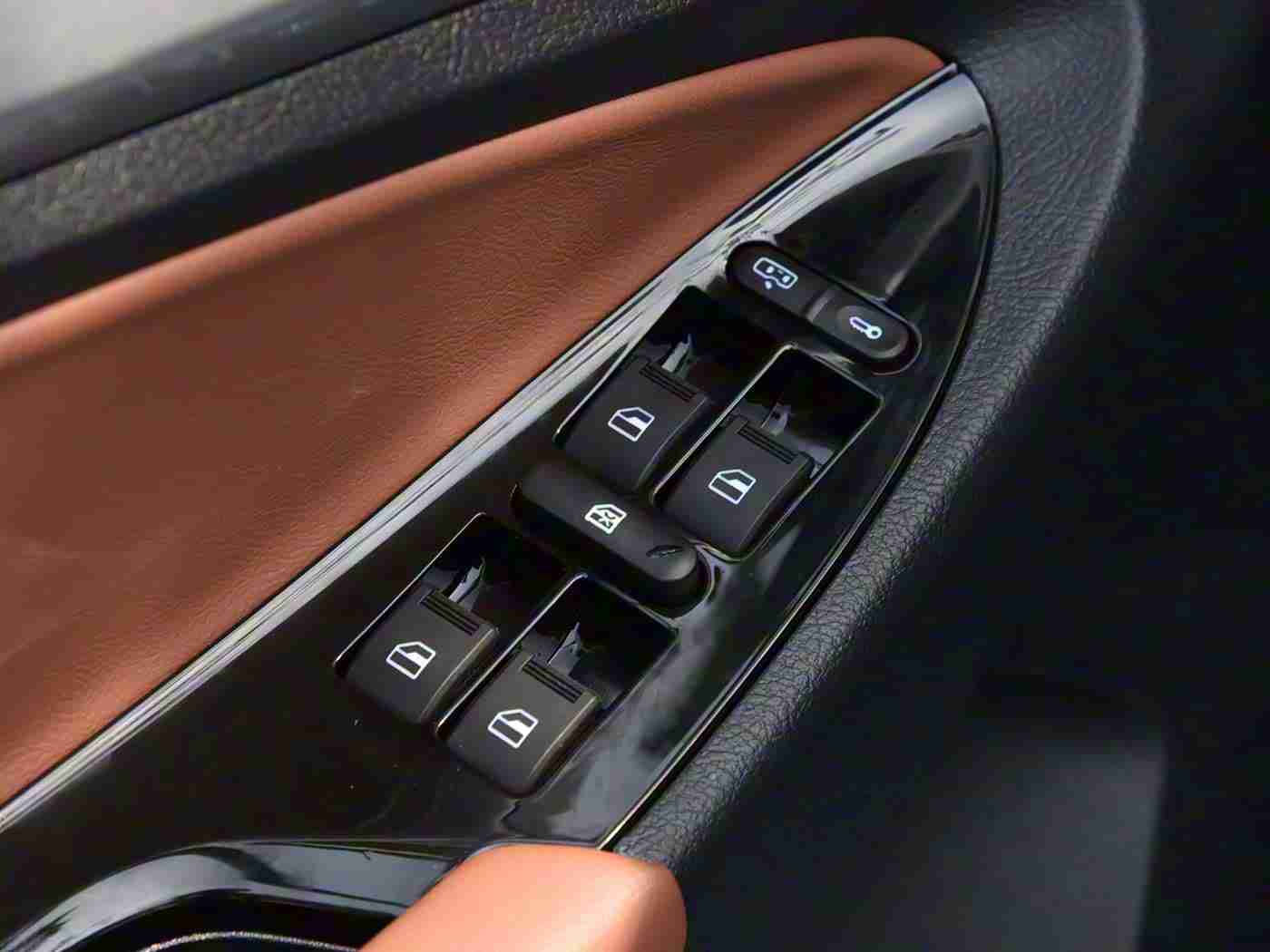 亚洲综合干：亚洲汽车市场崛起，特斯拉、大众、丰田等品牌争相布局，未来竞争格局将如何演变？-4