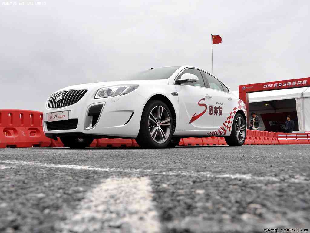 A片AV：全新车型惊艳上市，极致驾驶体验，引领汽车潮流-2