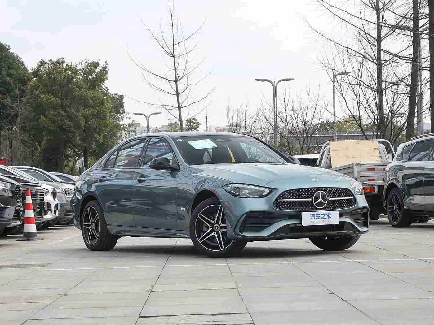 男生女生差差差下载：差异化设计引领潮流，“差差差”汽车成男女消费者新宠，市场前景备受期待”-2