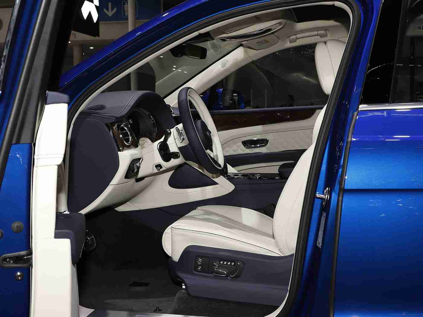 3.0.3免费OPPO版破解大全免费:OPPO汽车新升级:轻松解锁3.0.3版,体验智能驾驶新境界-2