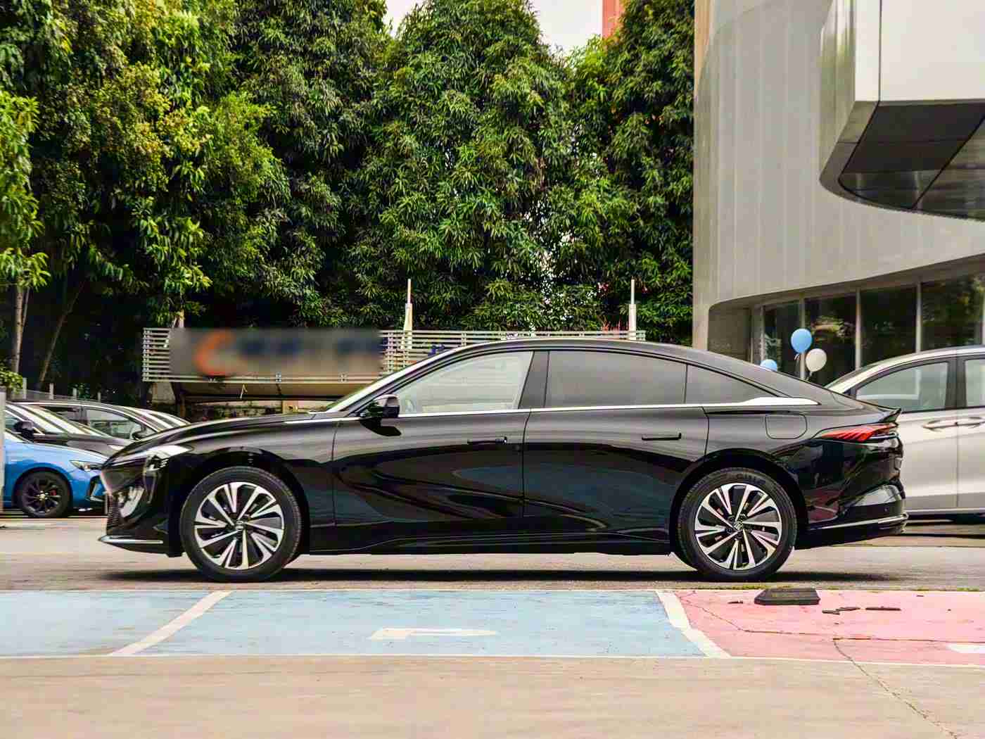 黄色软件大全vivo：vivo汽车创新科技领航，品质服务领跑未来，绿色出行新体验-1