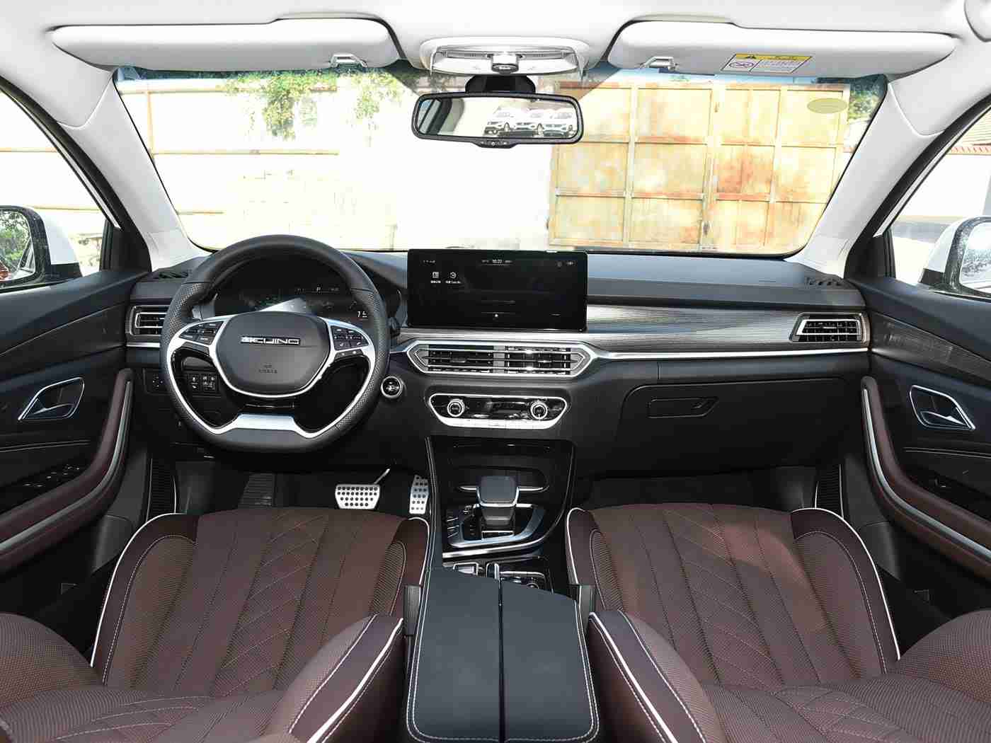 黄色APPOPPO:新能源汽车黑马亮相,"黄色APPOPPO"引领绿色出行潮流-2