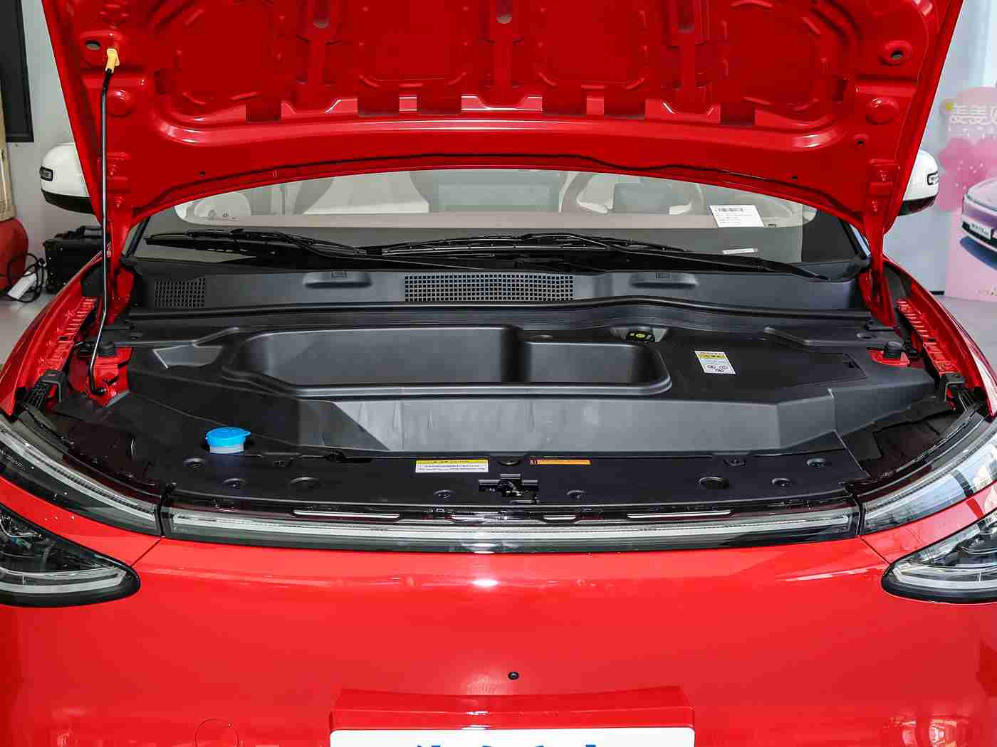 操人的软件：智能汽车软件安全挑战：车企加大投入，共筑安全防线，护航驾驶安全-5