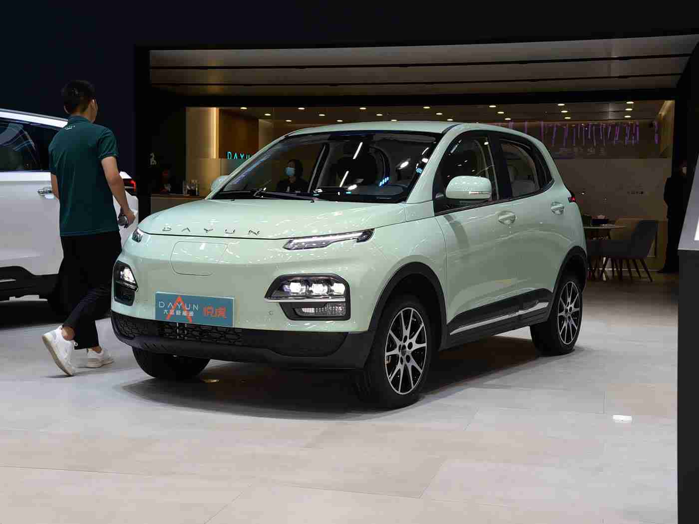 涉黄软件下载：车载娱乐系统安全忧：汽车行业合力抵御不良软件侵袭-3