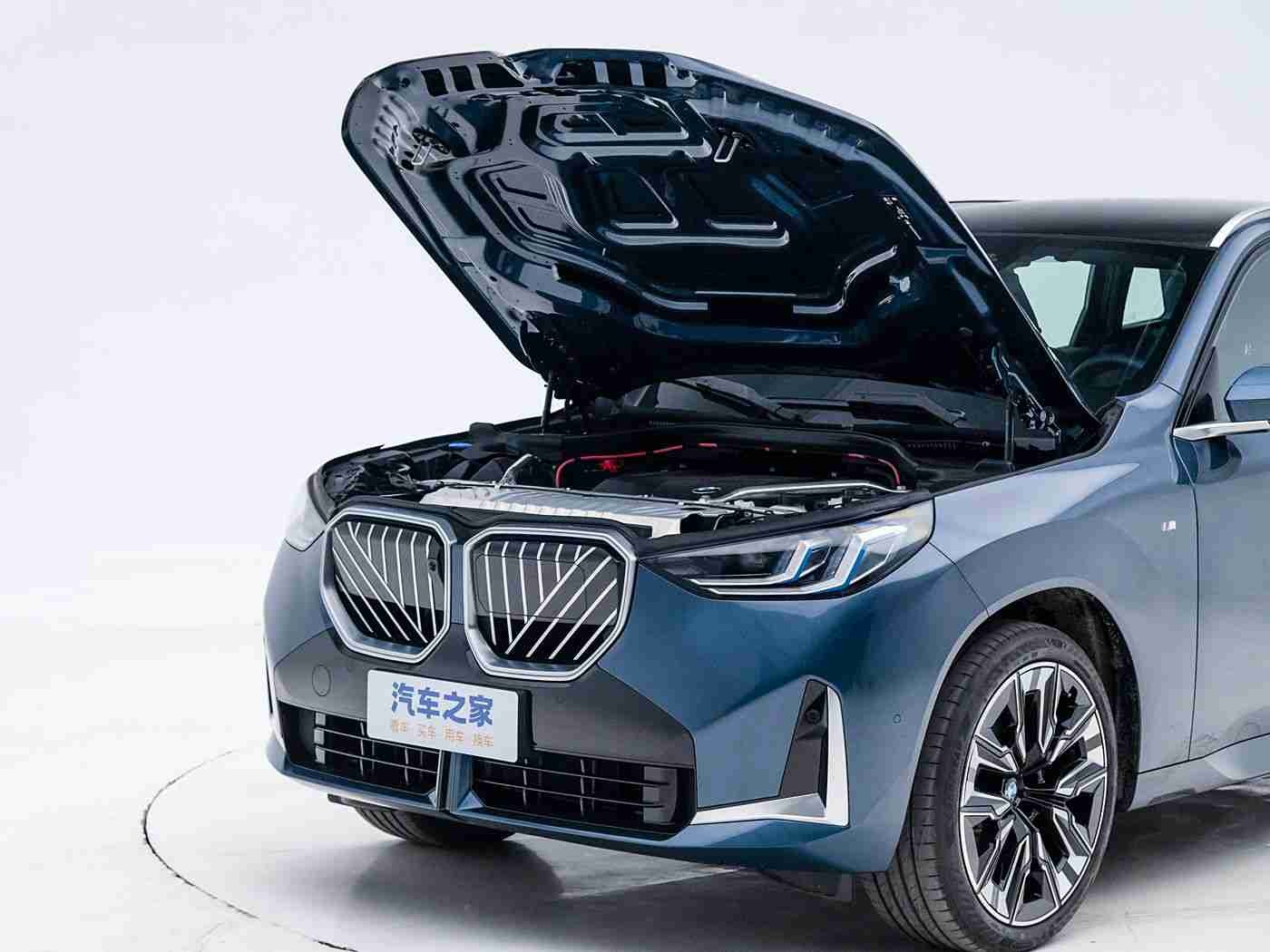 国产成人剧情：时尚动力，视觉盛宴——国产新锐车型，驾驭非凡体验-1