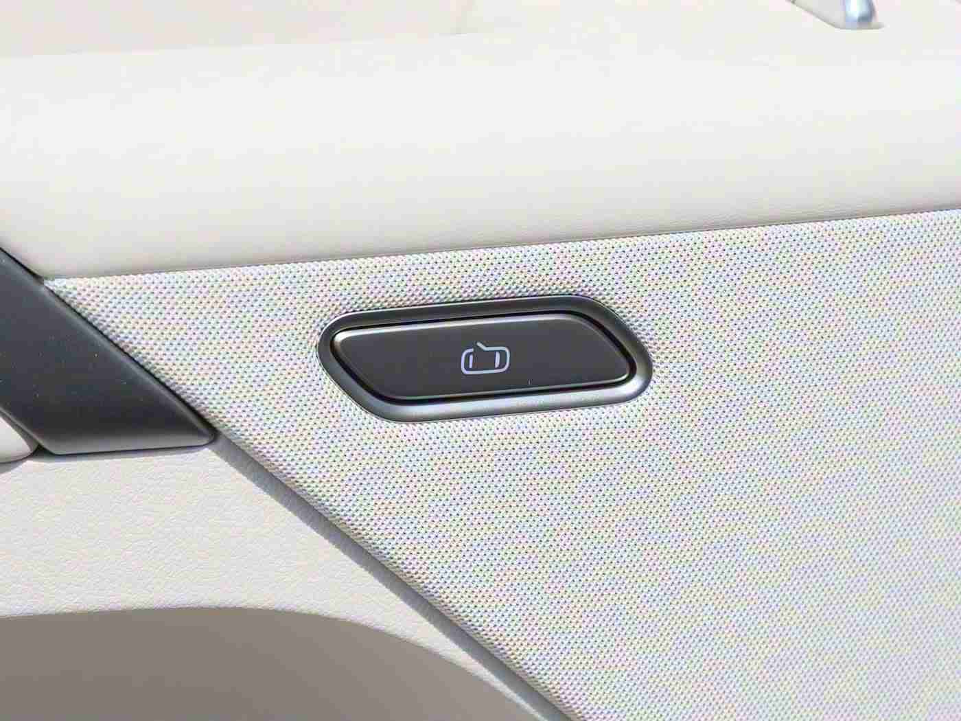 3.03免费OPPO版破解大全直接进入：OPPO手机新破解大全上线，解锁更多便捷功能，畅享智能驾驶新体验-3