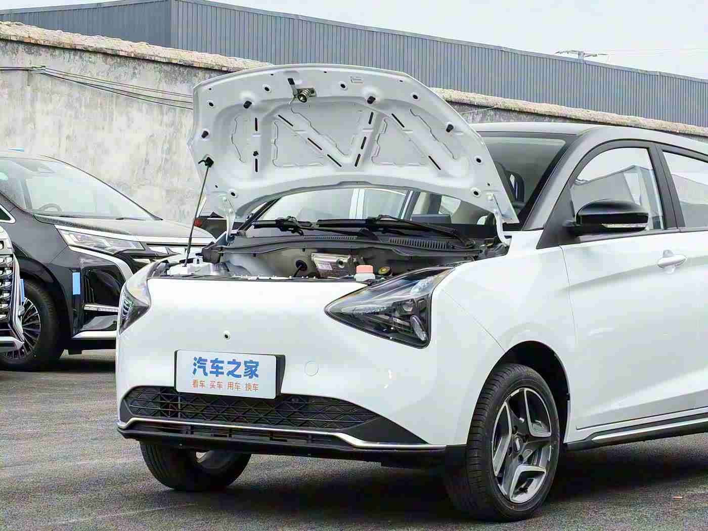 差差差软件:智能赋能,安全驾驶:科技革新引领未来出行体验-1