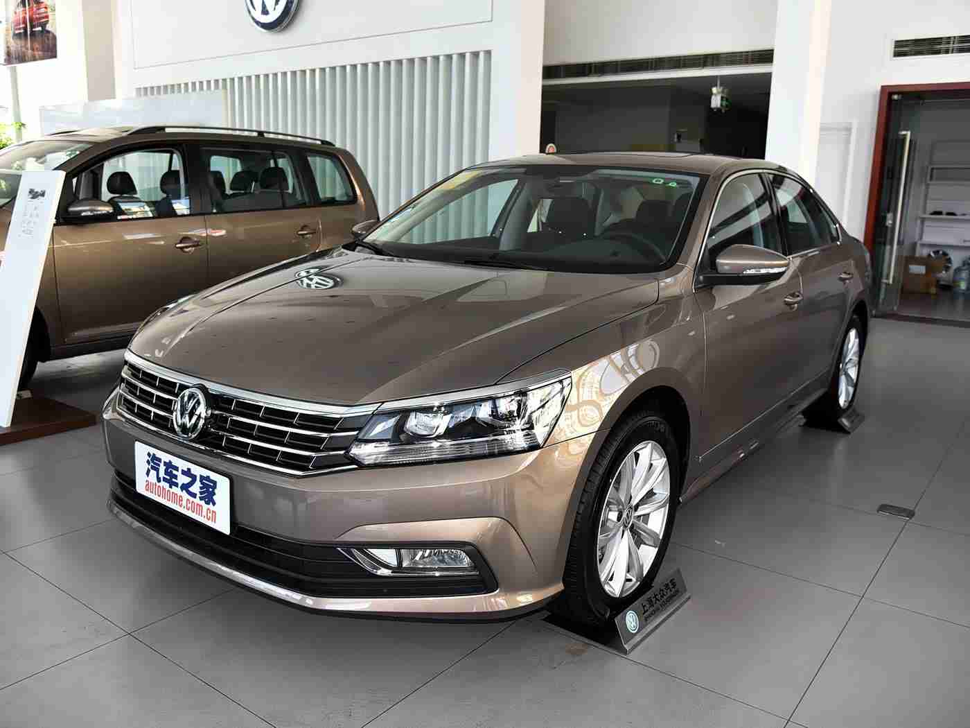 黄色软件下载安装3.0.3：智能导航助力，绿色出行新体验：汽车辅助系统引领行业潮流-1