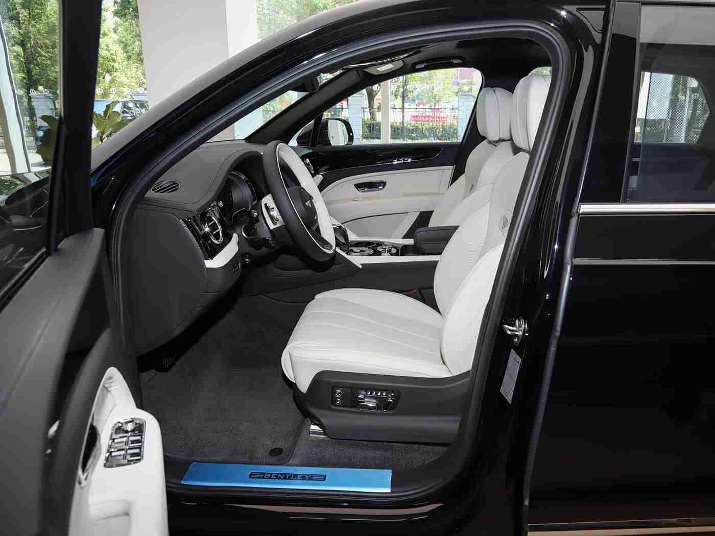 黄色软件下载链接：汽车生活新升级：创新平台助车主轻松驾驭，便捷驾驶体验来袭-1