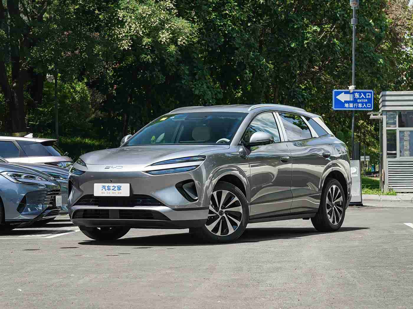 黄色软件应用：智能驾驶新篇章，筑牢安全防线，守护智慧出行-3