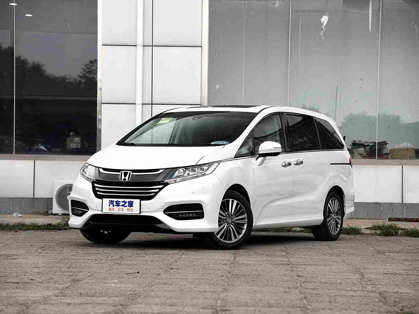 国产成人综合av：国产新势力崛起，创新科技引领汽车新风尚-1