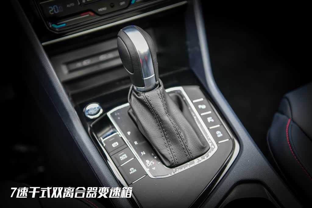 亭亭玉立国色天香综合：“豪华驾驭新篇章：探秘“亭亭玉立”车型，尽享国色天香驾驶体验”-3