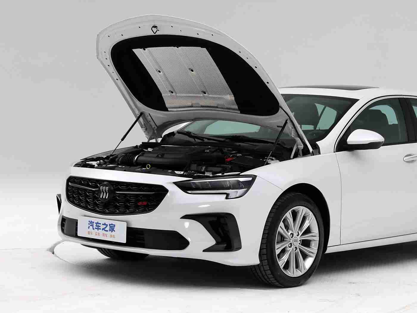 国产成人a片：“国韵新潮，智享绿行：成人A车型，颠覆传统驾驶体验”-4