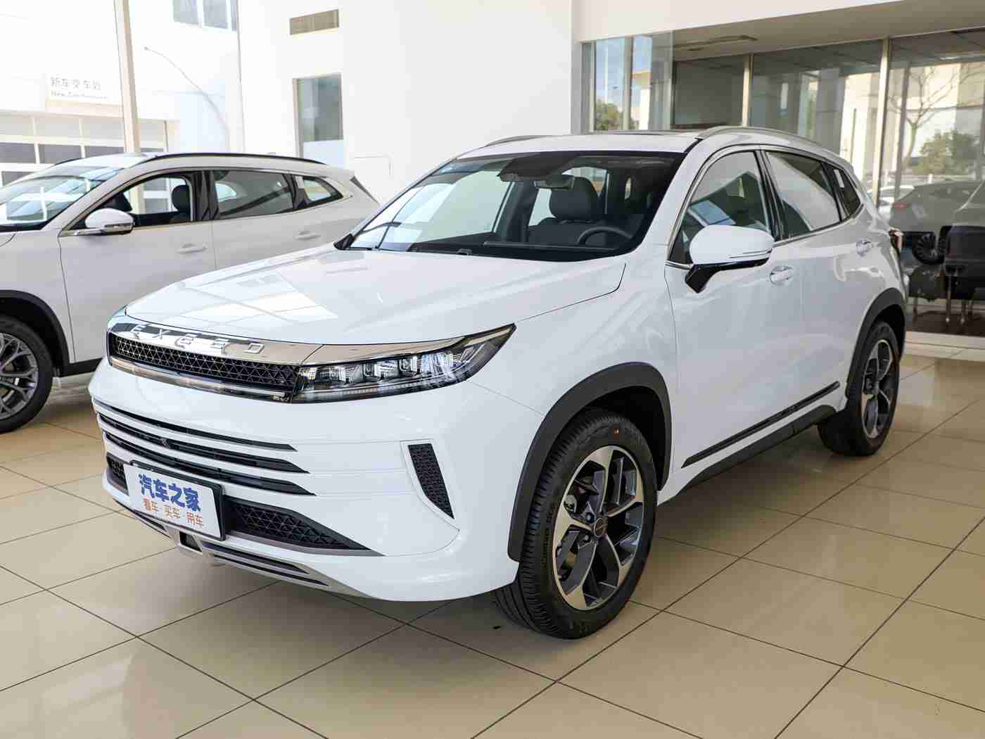 国精产品一区一区三区四区香蕉：绿色动力，智领未来，科技出行新风尚-1