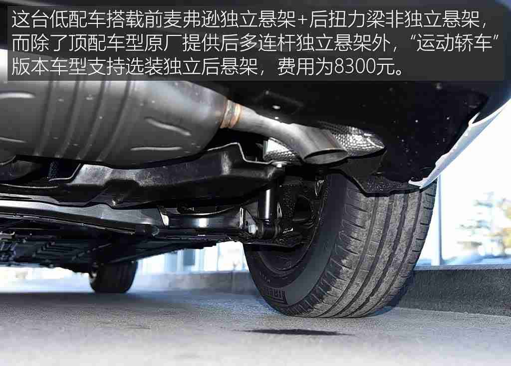 双人打扑克剧烈运动:驾驶乐趣升级,车内扑克运动新潮流:安全锻炼两不误,车友圈热传新玩法-1