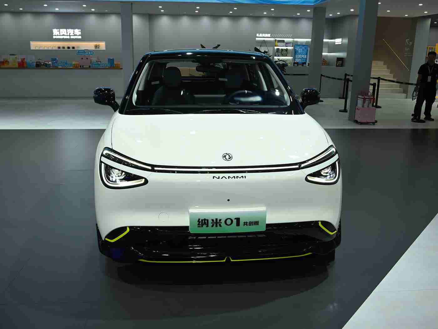 男人捅女人软件：汽车智能化新篇章：大数据驱动，“神秘软件”助力出行安全与环保-1