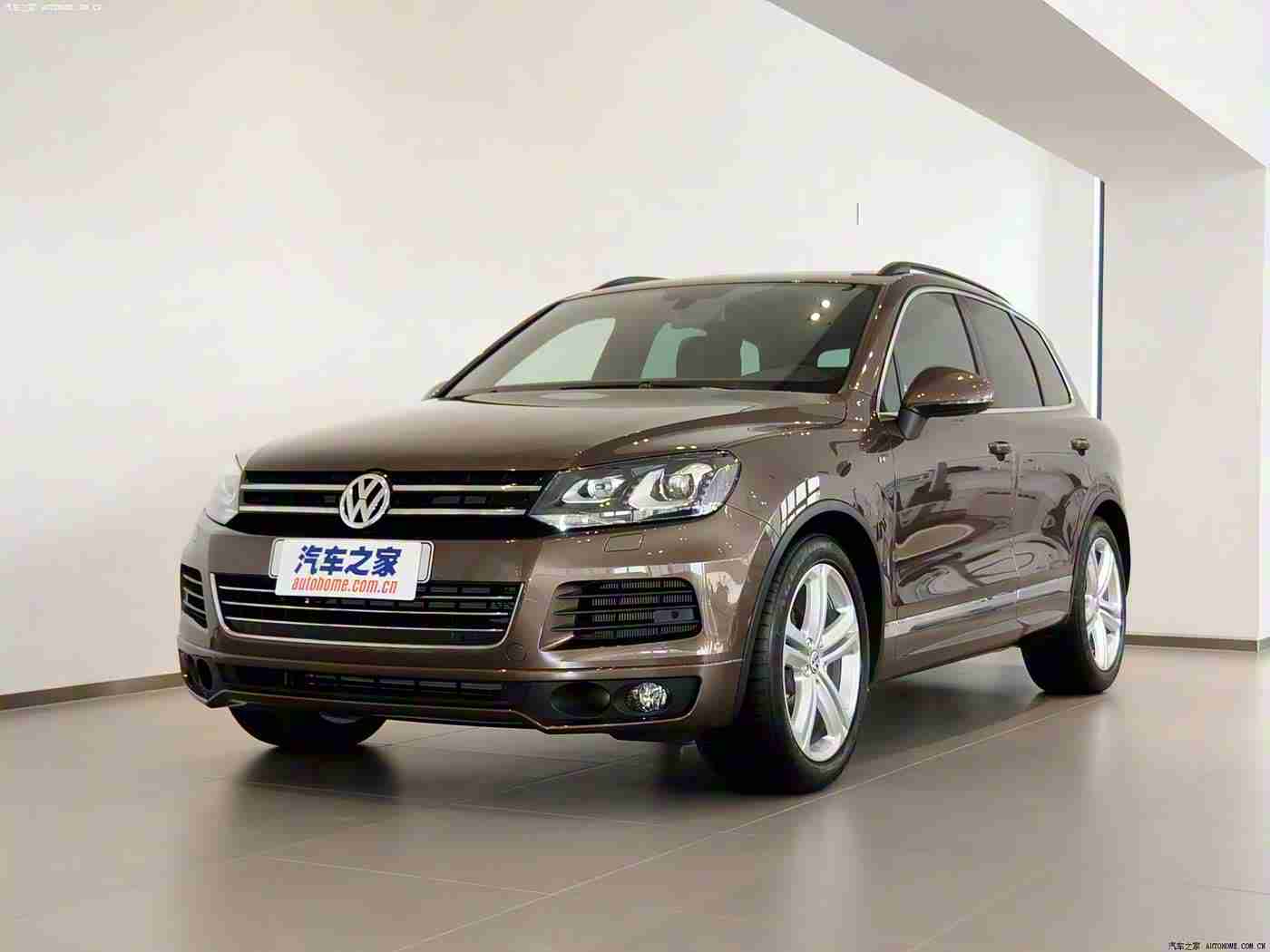 国产亚洲AV：国产新秀惊艳亮相，亚洲市场迎来高性能紧凑型SUV新选择-3