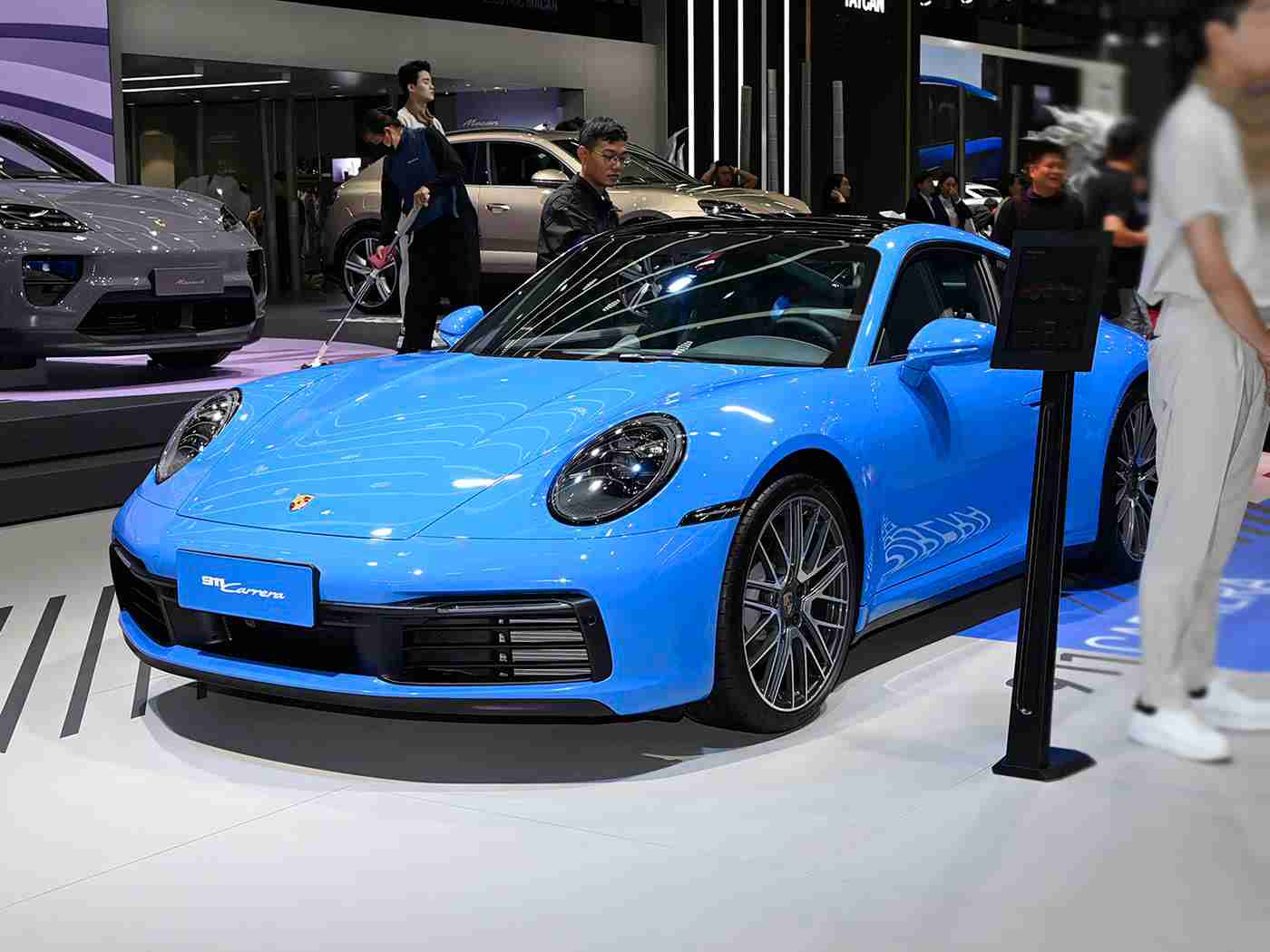 机机对机机软件应用大全：自动驾驶技术引领未来出行，智能驾驶时代即将来临-1