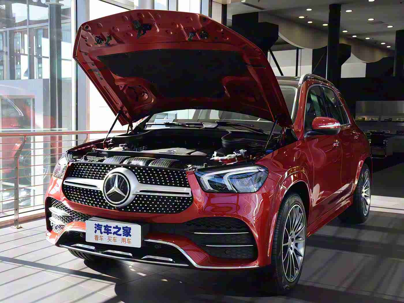 黄三色是哪三色颜色搭配好看图片:潮流来袭!揭秘汽车界热门“黄三色”搭配,展现个性魅力风采-1