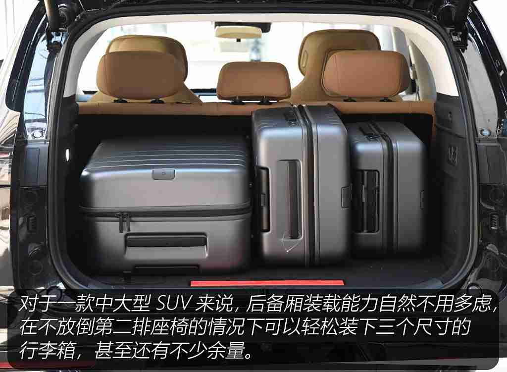 十八禁软件:汽车安全新篇章:创新软件引领智能驾驶未来趋势,革新出行体验-1