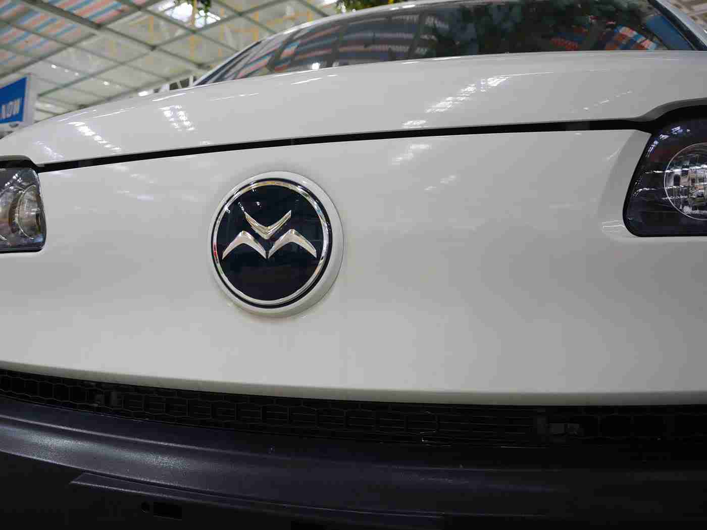 蜜桃成人：智能驾驶新篇章，＂蜜桃成人＂汽车引领环保出行潮流-5